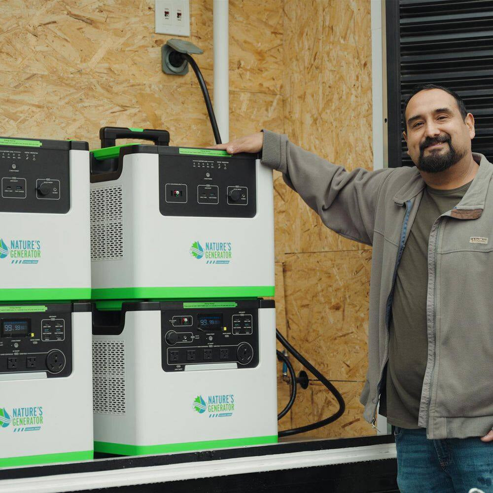 Lithium 3600W Push Button Start Power Add-On Pro Bundle Featuring an Additional 3600W Power Pod with 2 410W Solar Panels
